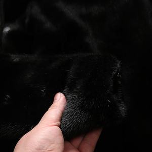 Giacca Invernale Calda da Uomo di Alta Qualità con Cappuccio in Pelliccia Personalizzata Vendita Diretta dalla Fabbrica <span class=keywords><strong>Cappotto</strong></span> in Vero <span class=keywords><strong>Visone</strong></span> Abbigliamento in Pelliccia - Product Image 4