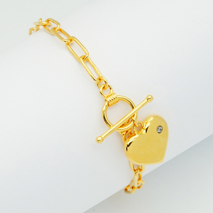 Pulsera Radiante de Oro Sólido 9K/14K/18K con Motivo de Corazón y Eslabones Tipo Clip, Cadena Sofisticada con Diamante de Laboratorio, Ideal para Regalo - Product Image 4