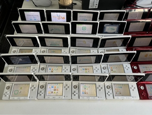 Original <strong>Console</strong> <strong>for</strong> 3Ds <strong>Refurbished</strong> Renew EUR Version - Product Image 3