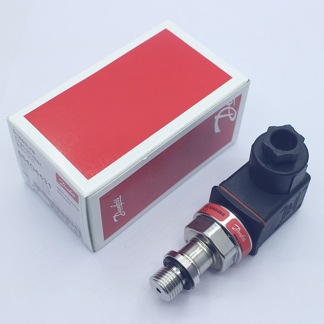 MBS1900 064G6522 Danfoss Pressure Sensor Gauge Pressure Transmitter Brand New Original Off-stock MBS1900 064G6599