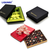 Boîtes d'emballage cadeau personnalisées biodégradables imprimées pour bonbons et chocolats, avec impression à effacement rapide et inserts en papier de base