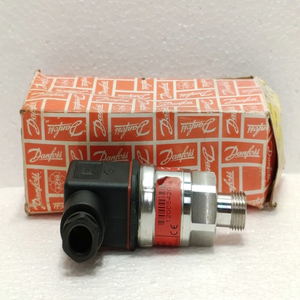 Danfoss AKS 2050 060G1055 Pressure <b>Transmitter</b> -1/25 Bar Ratiometric Sensor 1 Ready Stock - Product Image 1