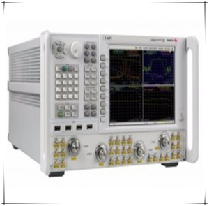 Analizador de Redes de Microondas Keysight N5242A Usado, Alta Precisión, 10 kW, Protección IP67 - Product Image 2