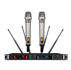 ไมโครโฟนไร้สาย UHF ระ<span class=keywords><strong>ด</strong></span>ับมืออาชีพ SKM5000 หน้าจอสีน้ำเงิน True Diversity 2 ช่องสัญญาณ แบบมือถือโลหะ สำหรับการแสดงบนเวที/ร้องเพลง/<span class=keywords><strong>คาราโอเกะ</strong></span> - Product Image 2