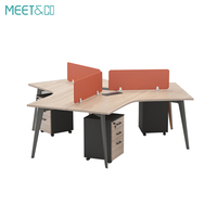 Bureau de travail moderne et luxueux Table modulaire personnalisée pour 4 personnes avec meuble de style panneau d'armoire en bois