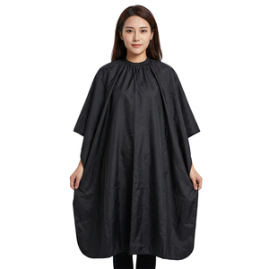 Cape de Barbier Tendance Imprimée – Robe de Salon Chic – Tissu de Coupe de Cheveux Professionnel – Capes Personnalisées pour Coiffeur - Product Image 1