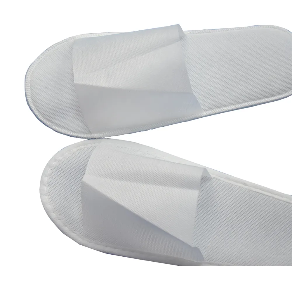 Hotel supplies customized logo closed toe disposable slippers for hotel