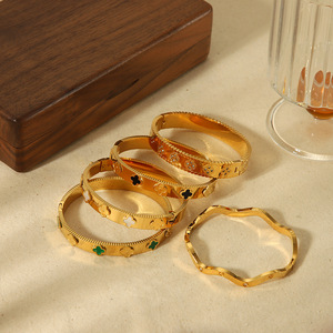 Stainless Steel Bracelet For Women Gold Color Four <b>Leaf</b> Clover Design <b>Light</b> Luxury Jewelry Gift Spring 2025 - Product Image 2