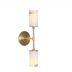 Lámpara de Pared Moderna de Estilo Mid-Century, de Latón, con Pantallas de Alabastro Natural, Hecha a Mano, de Doble Luz, Vertical - Product Image 1