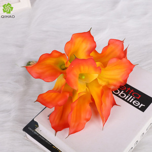 ดอกคาลล่าลิลลี่ประดิษฐ์ QIHAO 12 หัว ทำจากยางนิ่ม สำหรับช่อดอกไม้งานแต่งงาน ตกแต่งบ้าน สมจริงสูง - Product Image 1