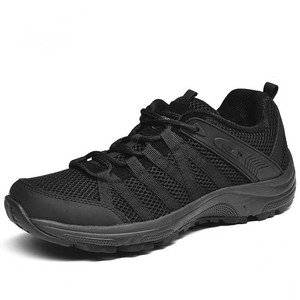 รองเท้าเดินป่าตาข่ายระบายอากาศได้ดี พื้นยาง รองเท้ากีฬาแบบส้นเตี้ยสำหรับทุกเพศ - Product Image 3