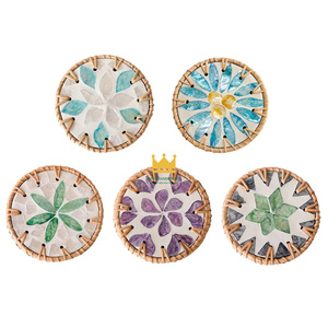 Nouveau design moderne écologique nacre rotin sous-verre incrustation ronde avec coloré pour la vaisselle de restaurant en gros en vrac - Product Image 1