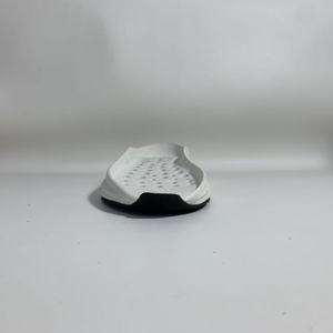 Semelle de chaussure de sport en caoutchouc EVA bicolore, motif flèche, antidérapante, logo personnalisé, vente en gros de l'usine Kezhi Jinjiang. - Product Image 4