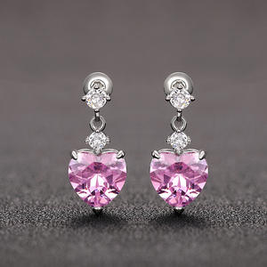 Pendientes de Corazón de Cristal Rosa Airbeau E3061 con Engaste de Garra, Joyería Romántica para Fiesta de Mujer - Product Image 4