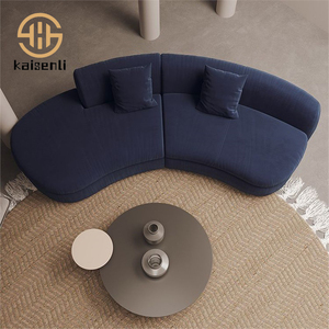 Asiento Ancho Curvo de Terciopelo Vintage en Forma de U, Cómodo, para Áreas Comunes de Hostales, Venta al Por Mayor - Conjunto para Hostal - Product Image 1