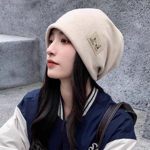 Gorro de Punto Térmico con Forro de Seda Satinado, Gorros Lisos para Hombre y Mujer, Gorros de Caza con Logotipo Personalizado, Gorros de Invierno Acrílicos - Product Image 1