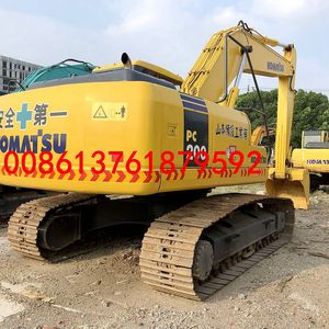 Excavadora Usada Komatsu PC200-7, Capacidad de 20 Toneladas, Modelo 2013, 2001-4000 Horas, Cucharón de 1.1m, Componente de Motor Original Importado de Japón - Product Image 2