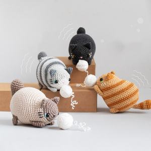 2025 nouveau Design Crochet enfants animaux cadeaux à la main en <span class=keywords><strong>peluche</strong></span> tricoté <span class=keywords><strong>chat</strong></span> jouets doux et confortable Crochet <span class=keywords><strong>chat</strong></span> poupée - Product Image 4
