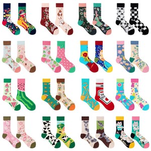 Chaussettes AB asymétriques créatives et tendance, motif animal canard mandarin amusant pour couple, colorées, mi-mollet, absorbantes, transfrontalières - Product Image 1