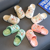 Chaussures Crocs en EVA à bout fermé pour enfants, garçons et filles, nouveau style d'été, pour la baignade, l'intérieur, la maison, antidérapantes