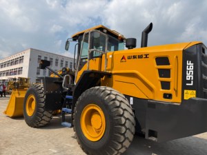 รถตักล้อยาง SDLG 956F มือสอง บูมยาวแข็งแรง ปรับใช้งานง่ายสำหรับงานเติมดินริมแม่น้ำและงานวางหิน - Product Image 4