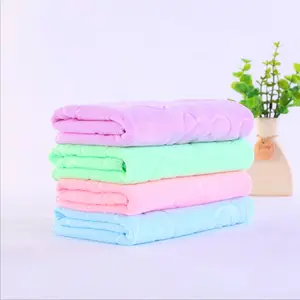 Factory Wholesale Custom Non-stick Oil Absorbent Cut edge embossed square Rags Towel 30*30 cm 140 gsm Microfiber Dish Cloth