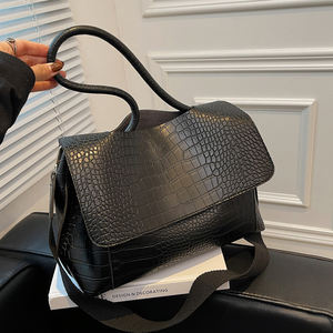 Sac fourre-tout à rabat en PU pour femme, nouveau style 2026, motif alligator, fermeture magnétique, 2-2,9 L, sans bandoulière - Product Image 3