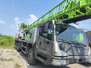 Grue hydraulique d'occasion ZOOMLION de 25 tonnes, grue de construction, grue sur roues d'occasion Zoomlion avec système électrique à vendre - Product Image 3