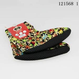 <b>Hot</b>-selling ankle-length floral women's winter warm <b>socks</b>, non-slip, casual and portable, with trendy logo cuffs, suitable for - Product Image 5