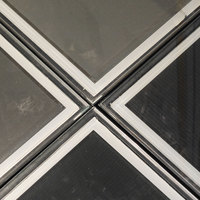 Offre Spéciale : Panneau Solaire Photovoltaïque Jinyi en Verre avec Efficacité de 150W/m, 600x600mm pour Sol Extérieur