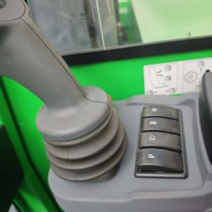 Montacargas Multidireccional Personalizado <span class=keywords><strong>MQC</strong></span> con Función de Desplazamiento Lateral - Product Image 3