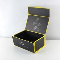 Op maat gemaakte zwarte vouwbare, stevige fruitverpakking met lint en matte laminatie voor de verpakking van verse producten