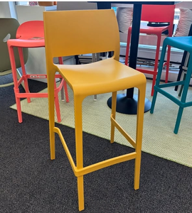 Silla de Bar Moderna con Asiento de Plástico, Taburete Alto Económico para el Hogar o la Cocina del Hotel, Muebles de Bar - Product Image 2