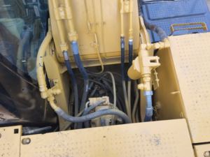 Les machines de construction d'équipement lourd CAT325D ont utilisé l'excavatrice de chat à vendre - Product Image 3