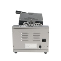 Machine à gaufres électrique commerciale en forme de pattes de chat mignonnes, mini machine à gaufres en forme de dessin animé pour la vente en gros