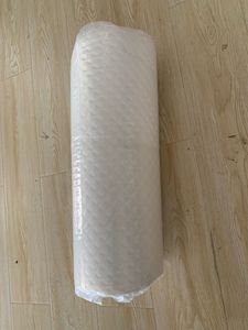 Cuscino fasciatoio impermeabile in cotone organico sagomato - Product Image 6