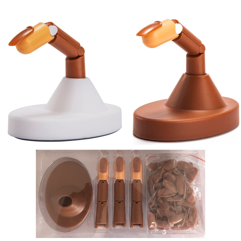 Base brune + 3 doigts + 100 pointes