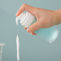 Mousse nettoyante personnalisée givrée vide de 100ml 150ml, distributeur de shampoing moussant pour cils, bouteille en verre à pompe à mousse transparente