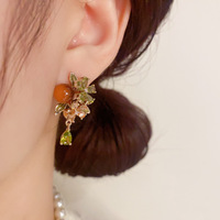 Boucles d'oreilles pendantes en cuivre plaqué or 14 carats Resoul, motif fleur, pompon vert fruit chinois, boucles d'oreilles uniques, vente en gros