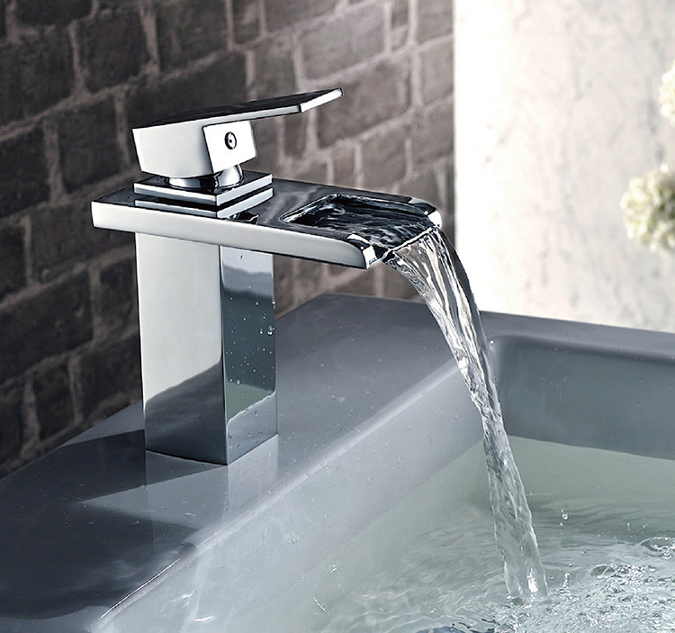 TRUSTMI Badezimmer-Wasserhahn – Wasserfall-Design, 2 Griffe, 20,3 Cm Breit, Messing, Mattschwarz