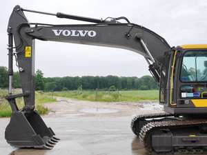 Machines de terrassement d'excavatrice sur chenilles Volvo EC200D d'occasion de haute qualité Garantie 1 an comprenant un engrenage de pompe à moteur à noyau - Product Image 5