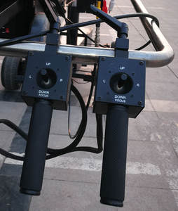 Grue de cinéma télescopique Techno de 9 m avec bras télescopique électrique de 4,8 m à 9 m - Product Image 5