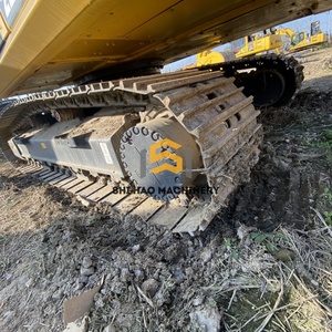 Excavatrice hydraulique sur chenilles Komatsu PC220 de 22 tonnes, presque neuve, pour projet de construction de haute qualité. - Product Image 6
