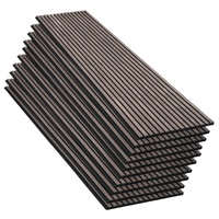 Panneaux muraux en bois à lattes acoustiques en placage de noyer sur panneau acoustique en feutre PET noir pour murs et plafonds