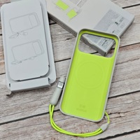 Coque de téléphone en silicone magnétique à chargement sans fil avec cordon de maintien et bouton AI pour iPhone 17 pour Beats