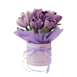 Ramo de Tulipanes Personalizado en Cubo, Regalo para Mejor Amiga, Cumpleaños, Día de la Madre, Flores Hechas a Mano, Ramo de Flores Tejidas - Product Image 5