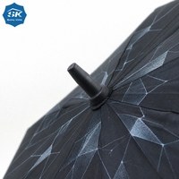 Parapluie de golf à texture marbrée, imprimé craquelé abstrait, robuste et durable, avec baleines en fibre de verre renforcées, idéal pour les projets de cadeaux d'affaires