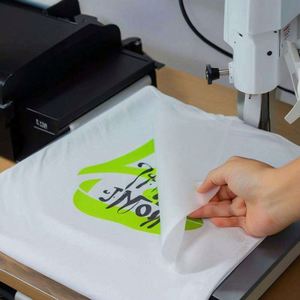 ฟิล์มถ่ายโอนความร้อนสำหรับเครื่องพิมพ์ DTF แบบ PET ทนความร้อนสูง 5 ชั้น ขนาด 30 ซม. x 100 ม. จากผู้ผลิตจีน - Product Image 5