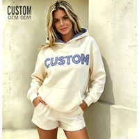 Sweat à capuche oversize en molleton de coton personnalisé avec imprimé gingham, patchwork et broderie, coupe ample avec coutures courtes, ensemble du fabricant