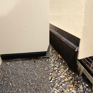 Dock Overhead Deur Zij En Bodem Seal Borstelstrip UL94-V0 Vlamvertragende Weerstrip Borstel - Product Image 6